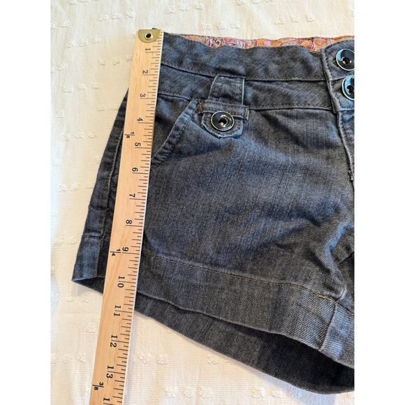 One Love Gray Denim Shorts – Size 4 – Button Front, Cuffed Hem, Paisley Lining - Picture 5 of 6